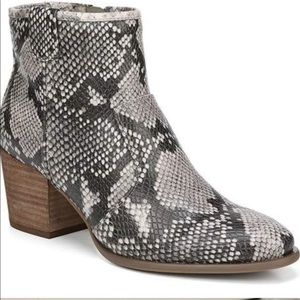 NWT Snakeskin booties! Carlos by Carlos Santana